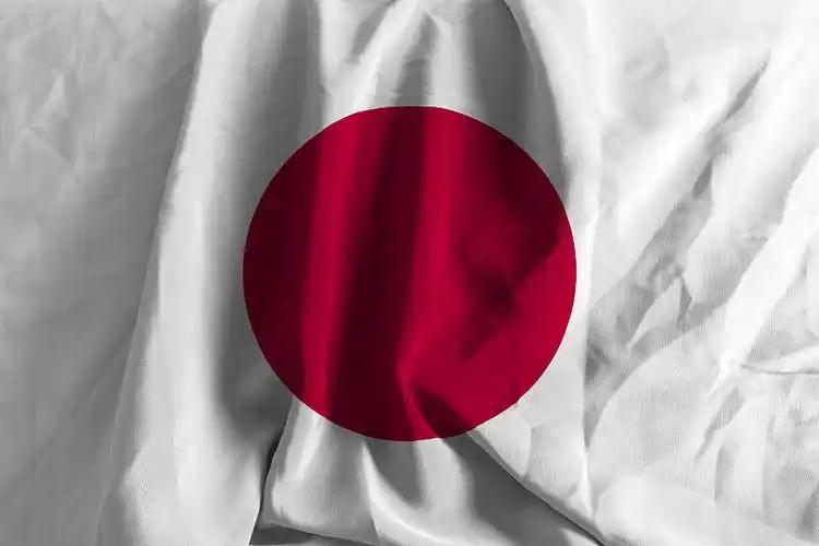 7月1日之后，日本六大化学财团的会议室里只剩一个议题：中国这次是来真的，我们还能