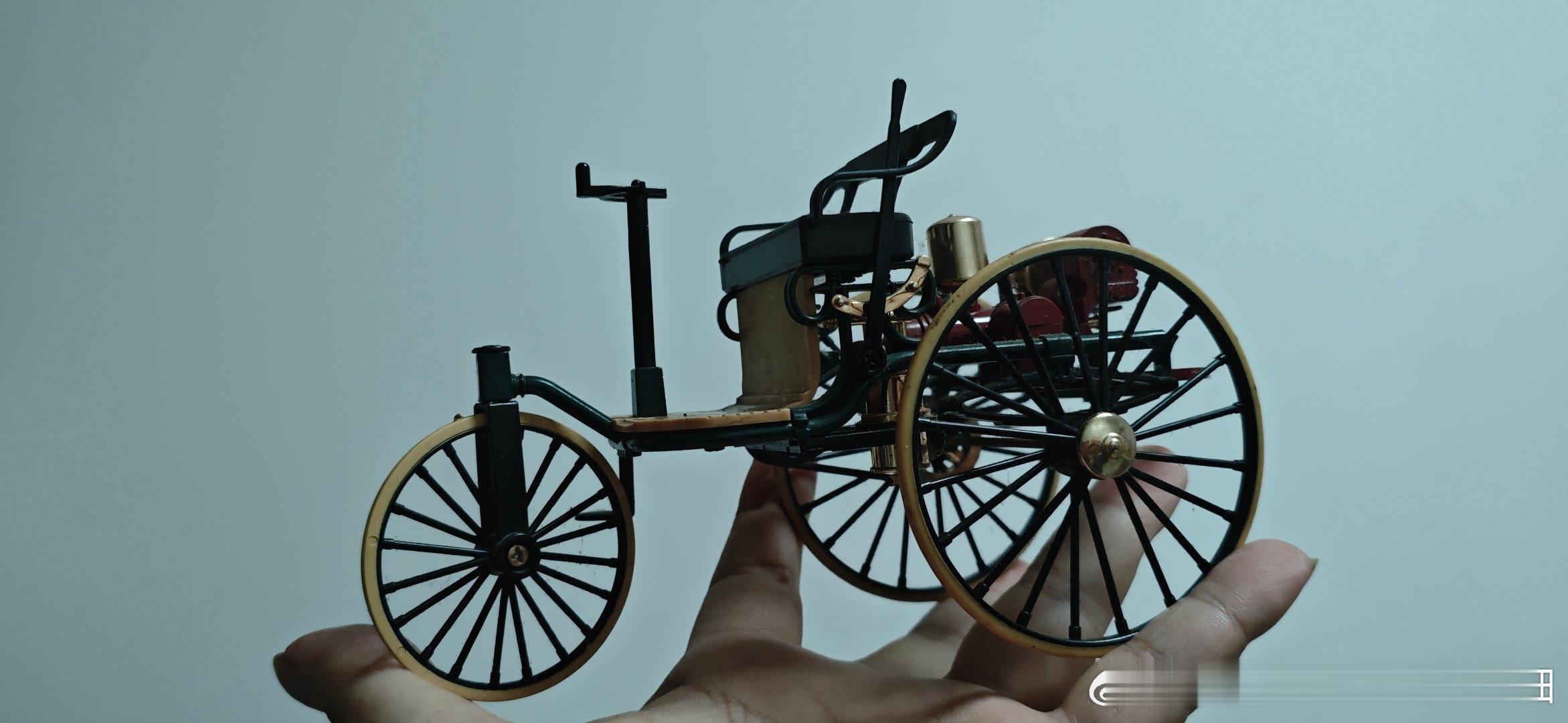 奔驰140年140年前的奔驰车，俺有一辆，在我手里