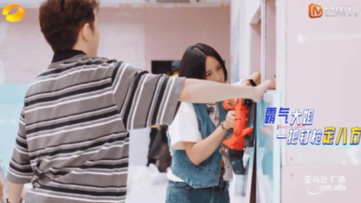 尚雯婕关门反复确认三遍伦敦合伙人伦敦合伙人捕捉到尚雯婕可爱小习惯，关门再三核验，