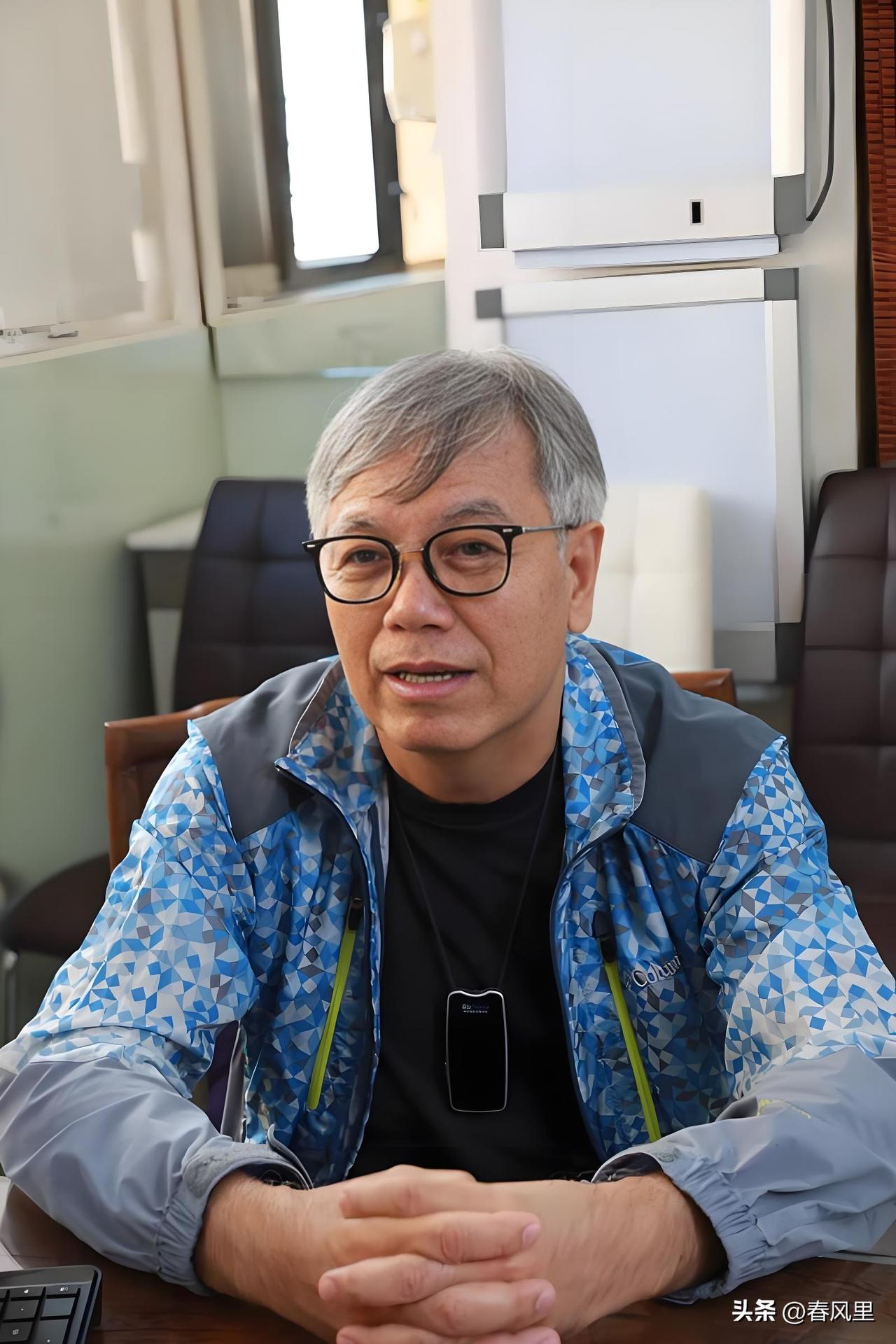 港圈最温柔的体面：艺人离世后，为何大家最先想到田启文？
 
港圈一直有个特别暖心