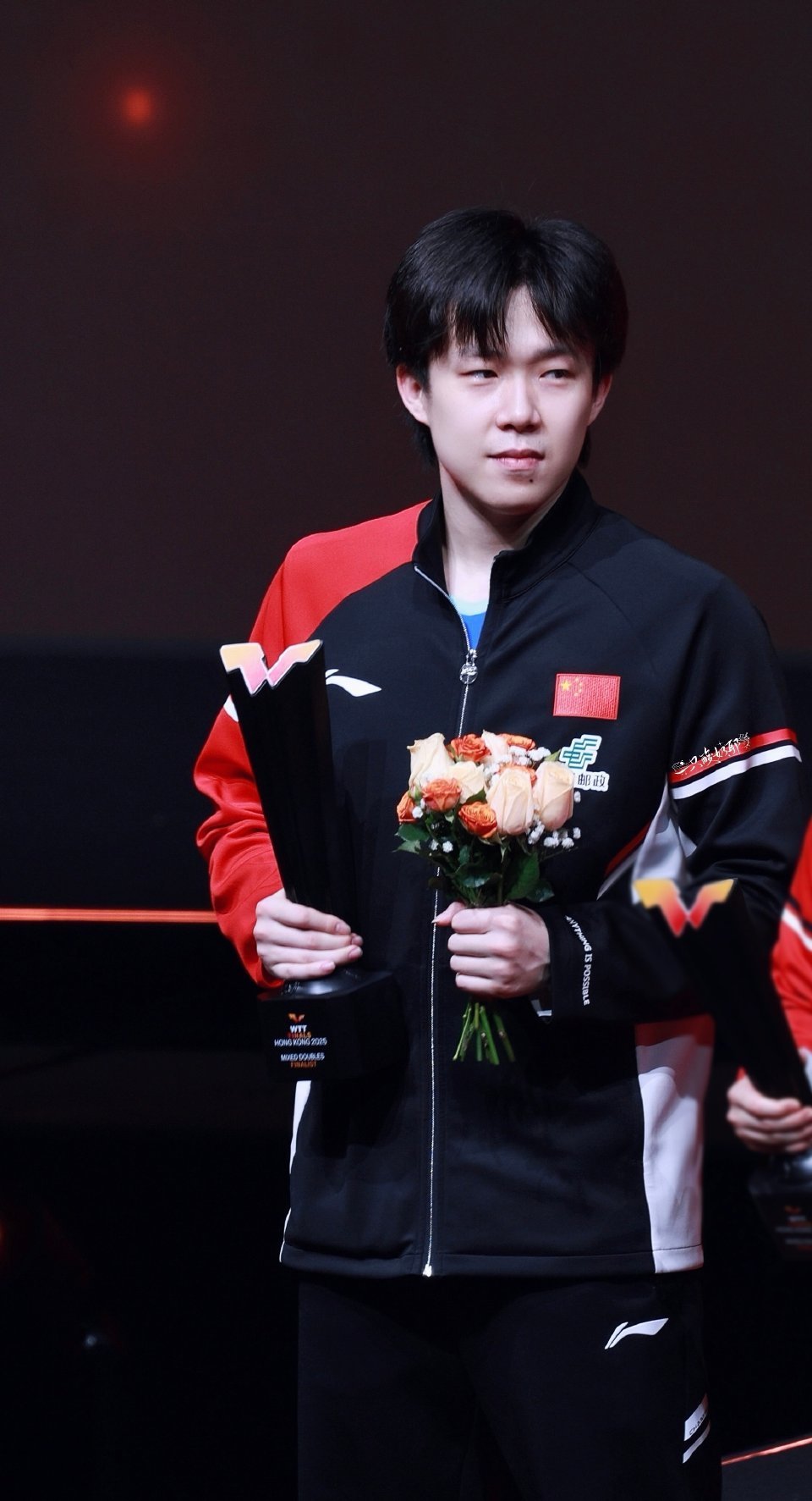 王楚钦 🦁国乒男队队长王楚钦 当岁月将磨砺铸成铠甲，你仍是那个为梦想全力以赴的