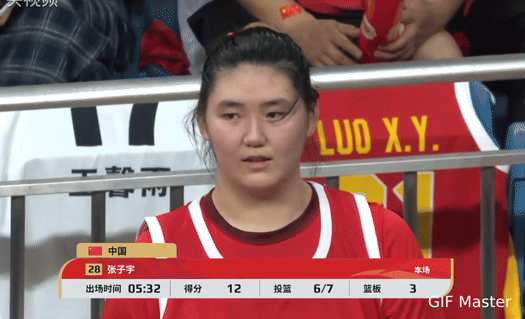 轻松写意！张子宇只打了5分钟就拿到12分3篮板听说日本队教练找到了限制张子宇的方