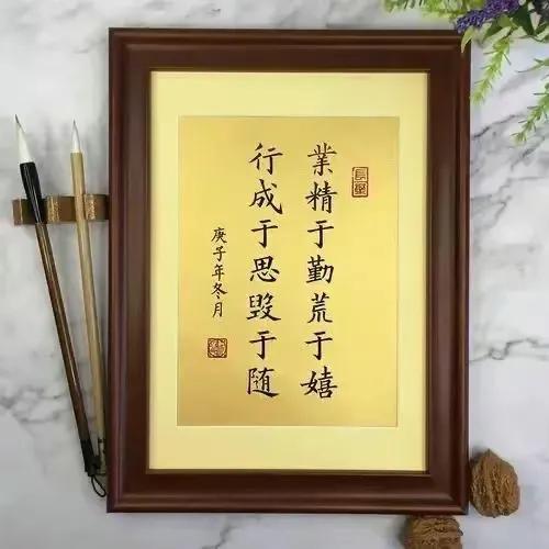 #你能用一句话总结炒股吗#
很乐意回复这个话题。

股票投资是一门人性博弈的艺术