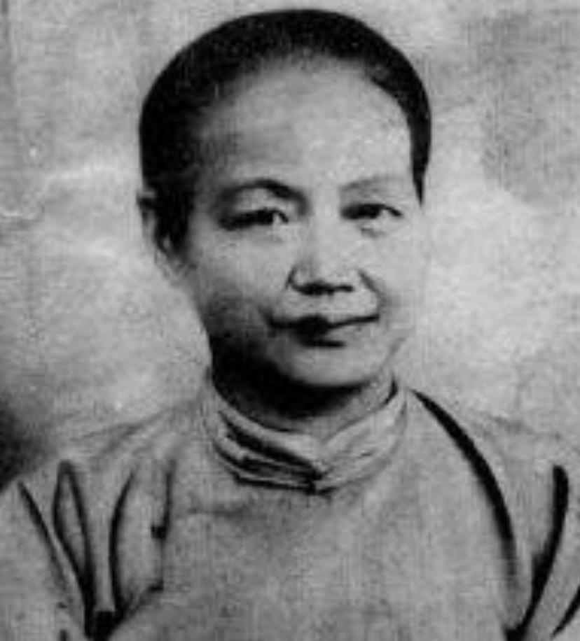 她是武官之女，22岁与姐夫私奔，共患难15年，姐夫说：我们不合适 
 
1925