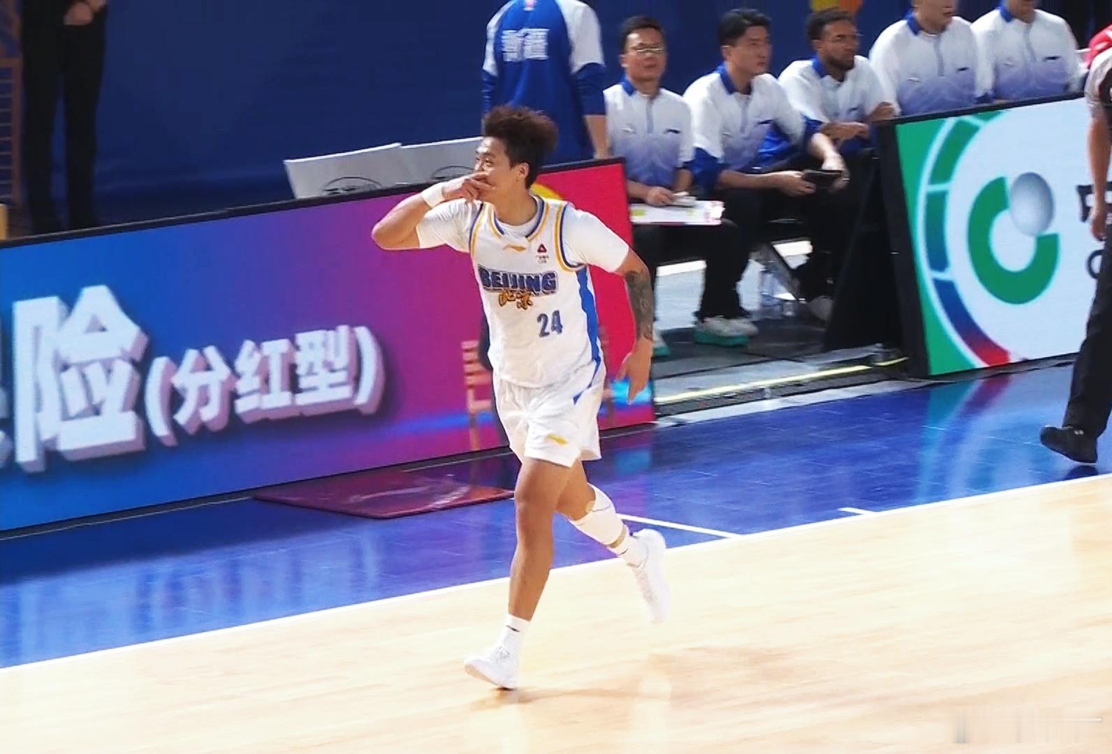 新疆男篮vs北京男篮 长途跋涉连续客场手感较凉命中率低外援表现不如对手上场大核状