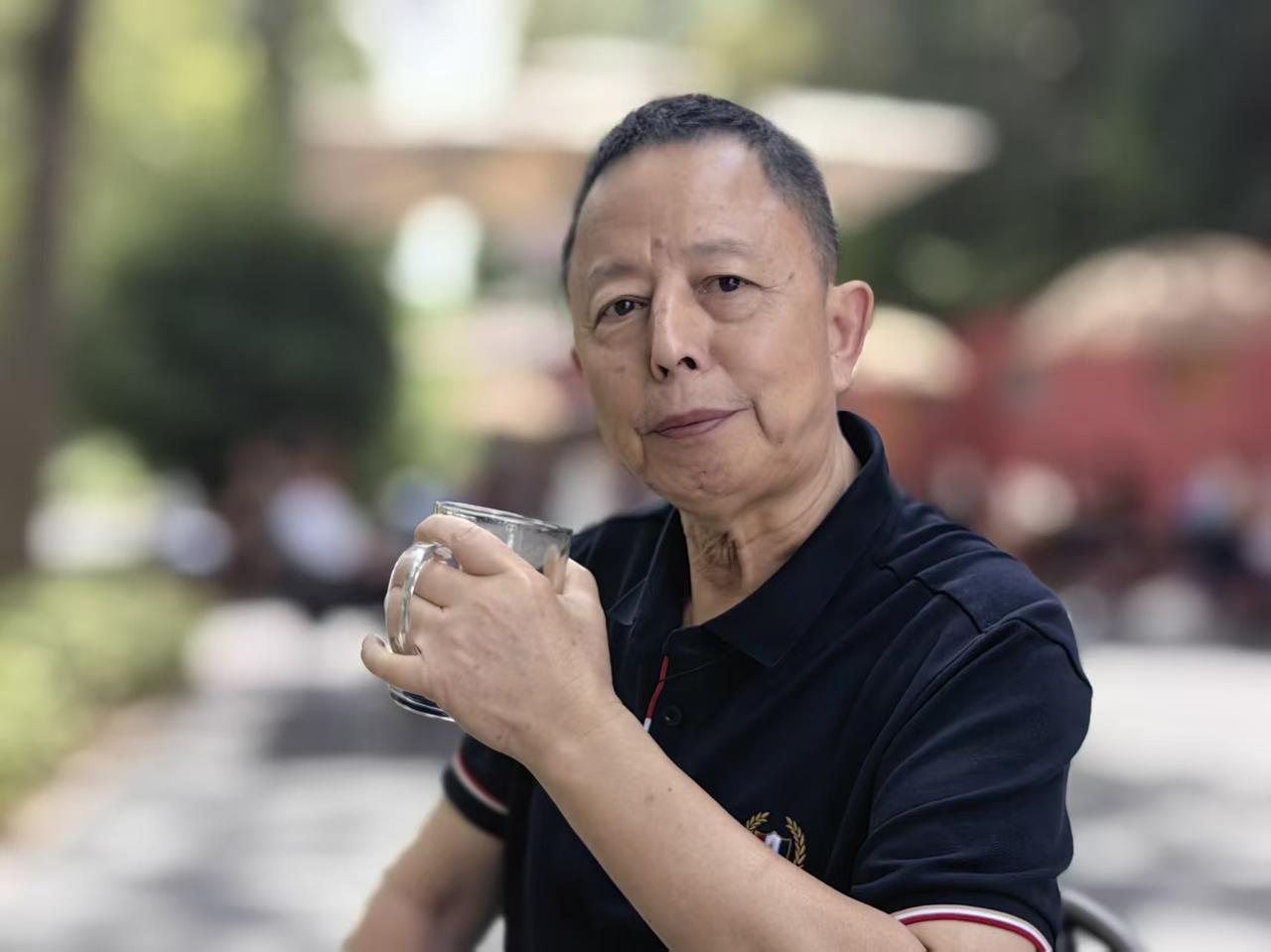 俄请求和谈；乌狠狠地打！

各位朋友，晚上好！今天我们继续关注俄乌之战。

我们