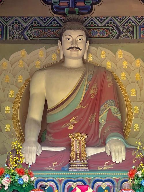大同法华寺伽蓝殿：这尊留胡子的佛像，藏着你不知道的佛教冷知识
 
谁来大同法华寺