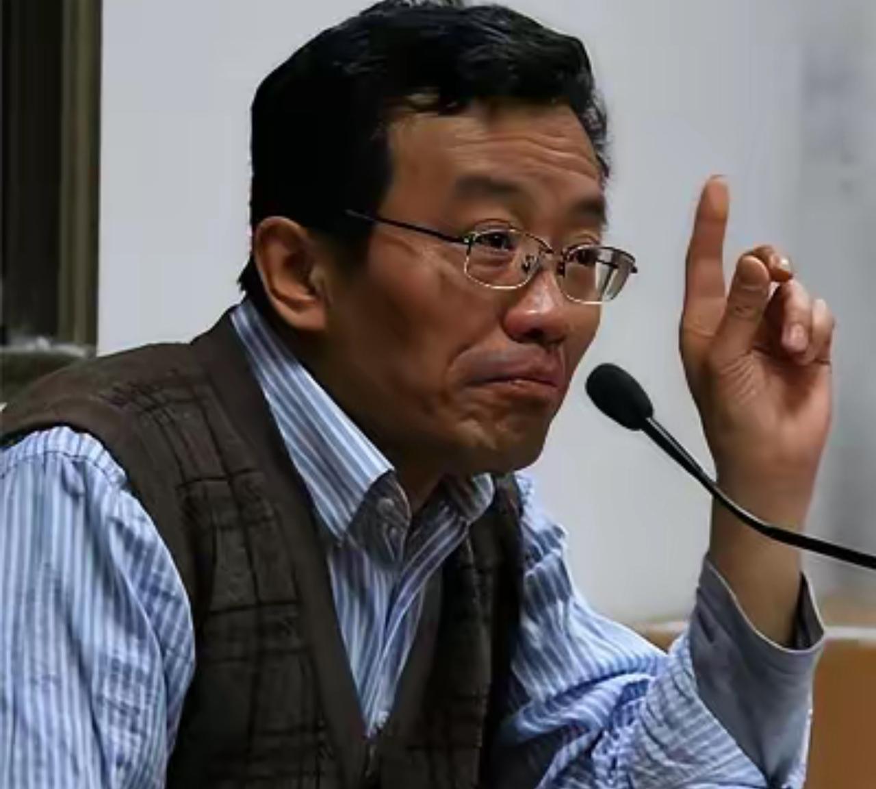 都学“坏”了。
华为不上市，大疆不上市，现在连那个猛得一塌糊涂的AI新贵Deep