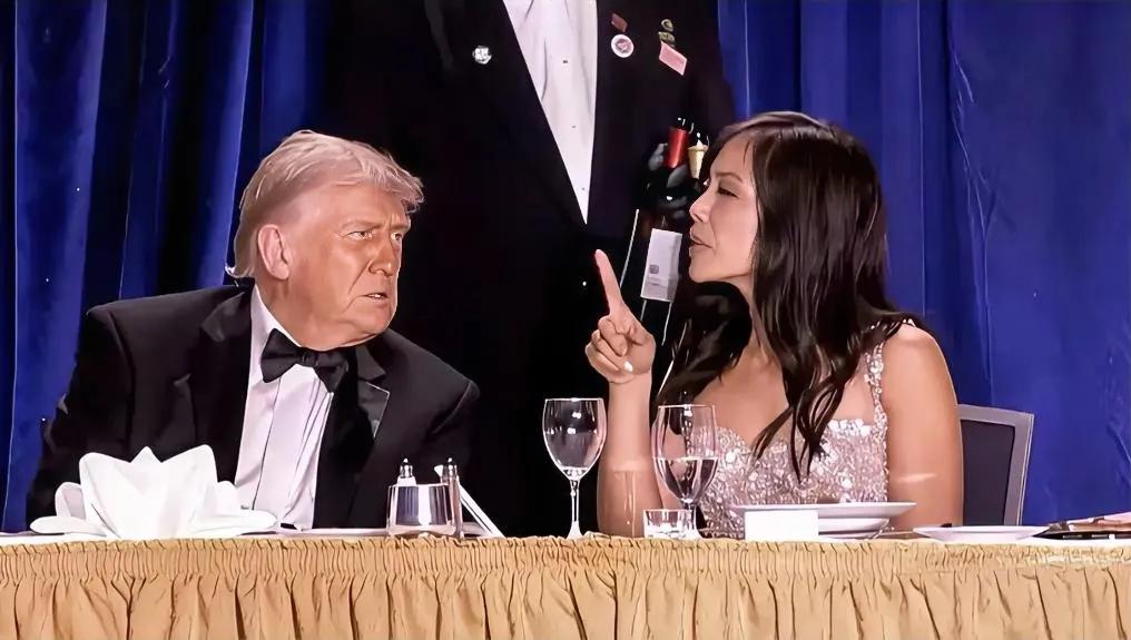 没想到，一场突如其来的枪击案让她全球爆红——就在枪响之前，在全美聚光灯的镜头之下