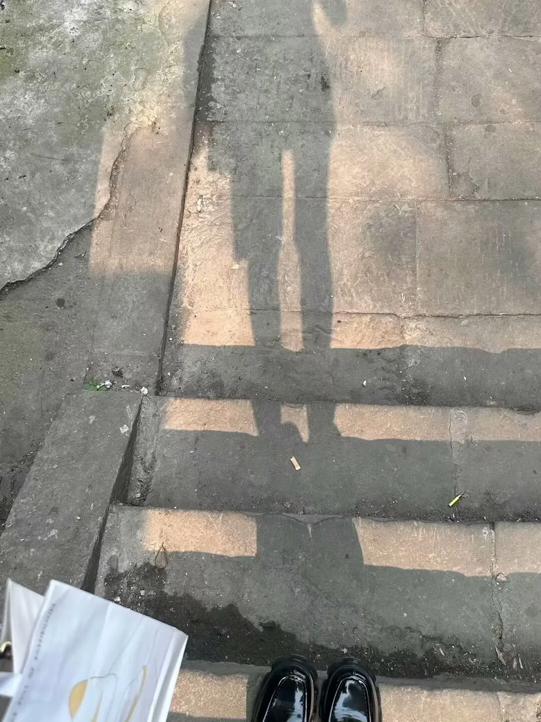 忙里偷闲。