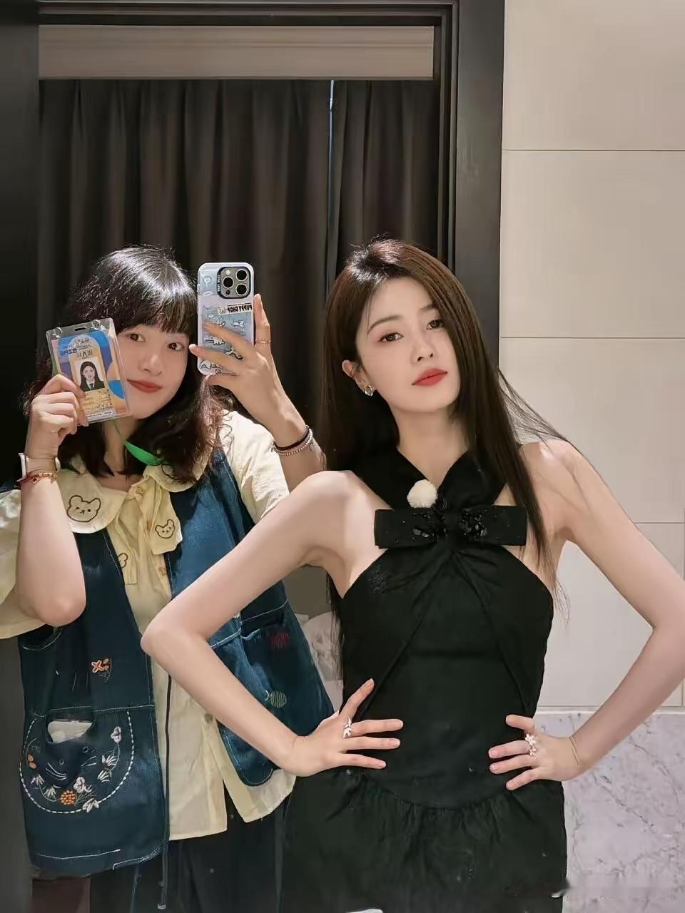 白鹿这波操作，直接让娱乐圈助理圈集体酸到破防！

别人的助理要么跪地举麦、要么熬