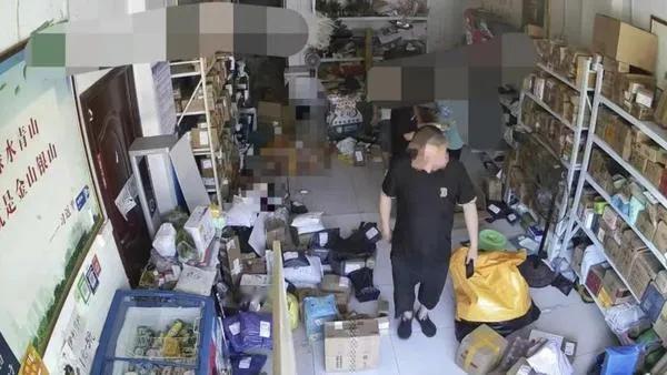 河南南阳一男子向祭祀用品店老板快递冥想 因寻衅滋事被拘留7天

据河南省南阳市警
