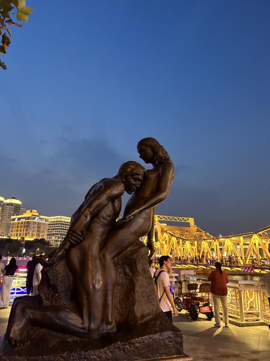 不是，天津你这么开放的吗？？？
