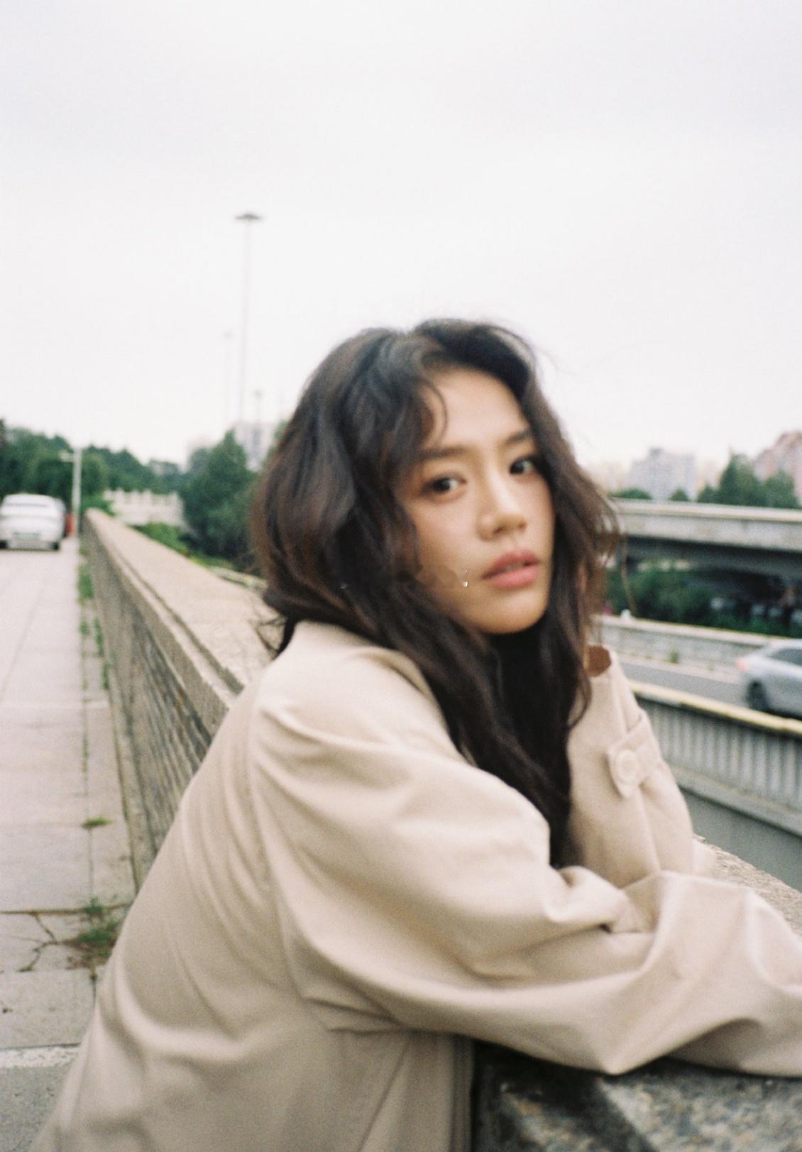 马思纯你爱女人的时候真的很美她演女性情谊时的氛围感真的绝了！眼神里的细腻共情、对