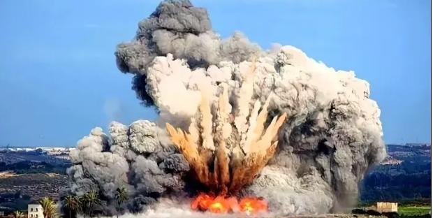 近日，埃尔多安公开宣布要给伊朗站台，彻底掀翻了北约的遮羞布，土耳其可是北约第二大