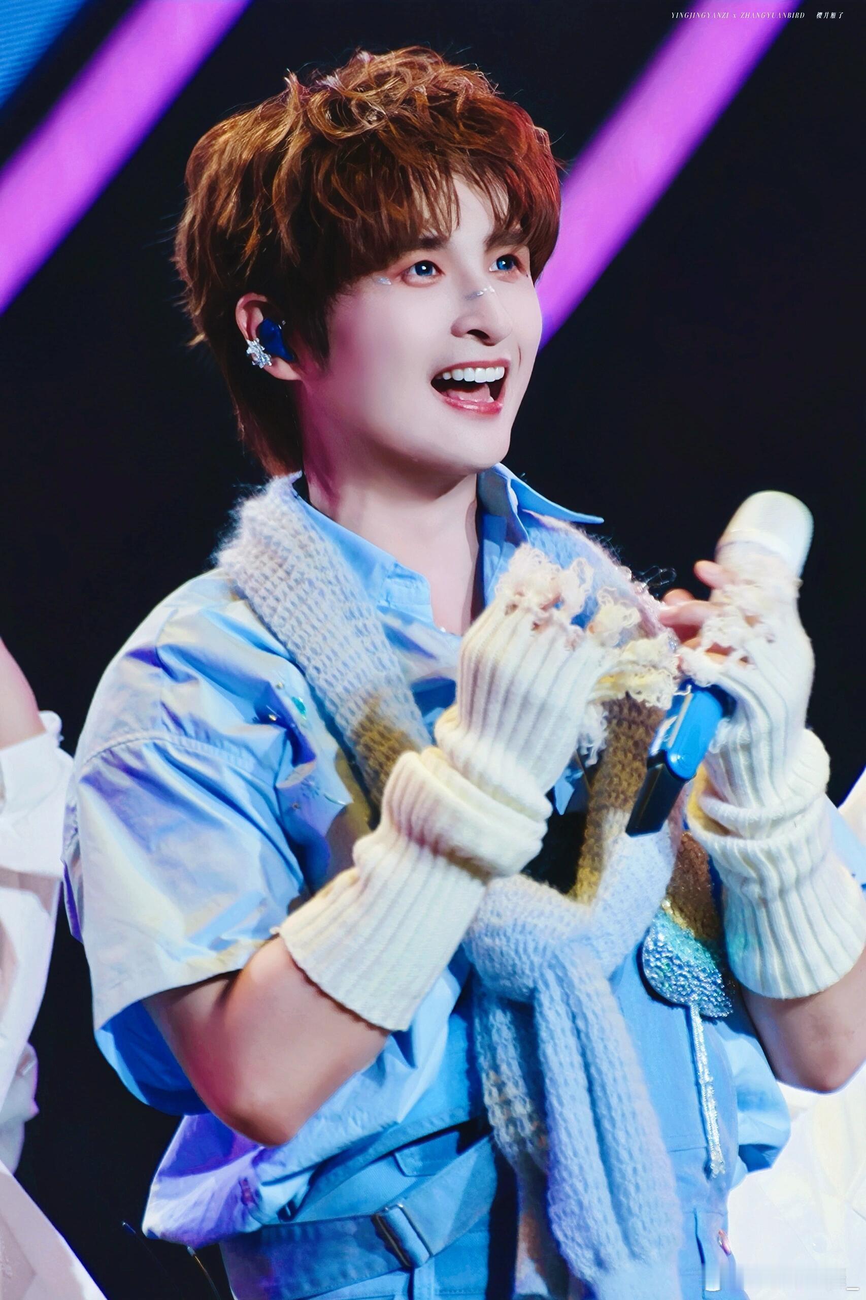 张远跨年演唱会加场双向奔赴的浪漫不过如此！张远把歌迷的期待妥帖接住，跨年加场的官