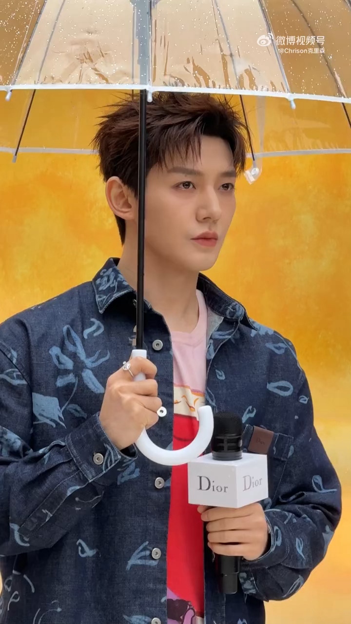 邓为今日迪奥线下活动丨帅得很安心啊 迪丽热巴邓为迪奥生图