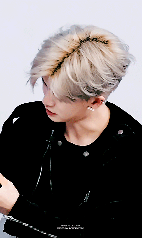 任嘉伦                ˗ˋ𓈊ˊ˗𝗛𝕚·ฅ ✎.任嘉伦🌹༊