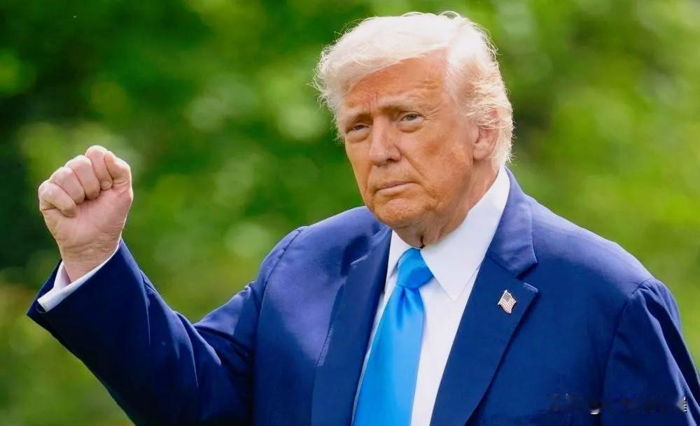 美国最高法院，终于要“收权”了！很多人以为，这场关税案只是“走过场”，两党吵吵闹