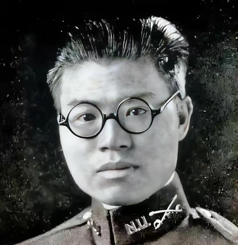 1942年，远征军副师长齐学启被俘，面对日军的劝降，他说：中国军人，可杀不可辱！