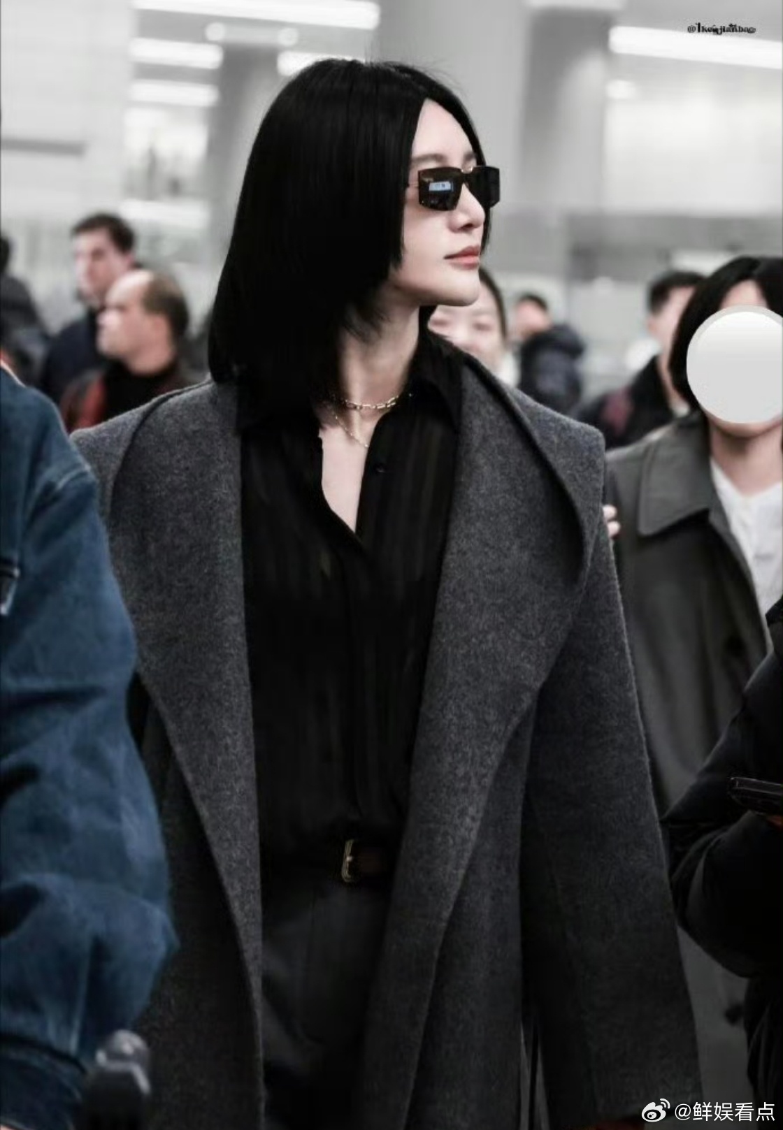 尚雯婕上班路透：一本关于当代高知女性魅力的生动教科书。尚雯婕高知妈咪上班了合伙人