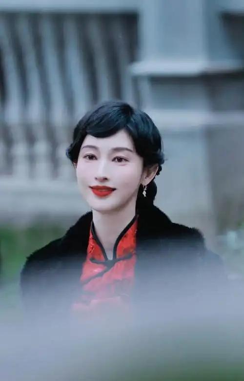 电影《四渡》聚焦四渡赤水战役，本是传承长征精神的主旋律影片，6月9日贵阳全国首映