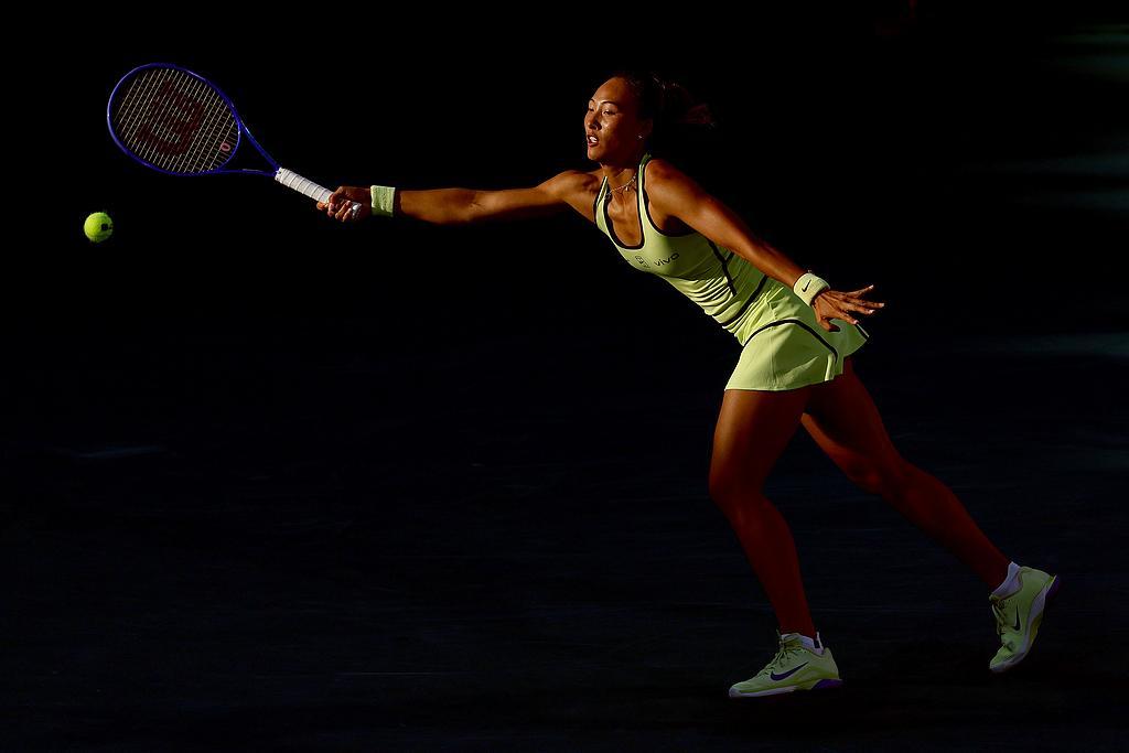 中国金花郑钦文硬地未能解锁萨巴伦卡，连输八场
        北京时间2026年