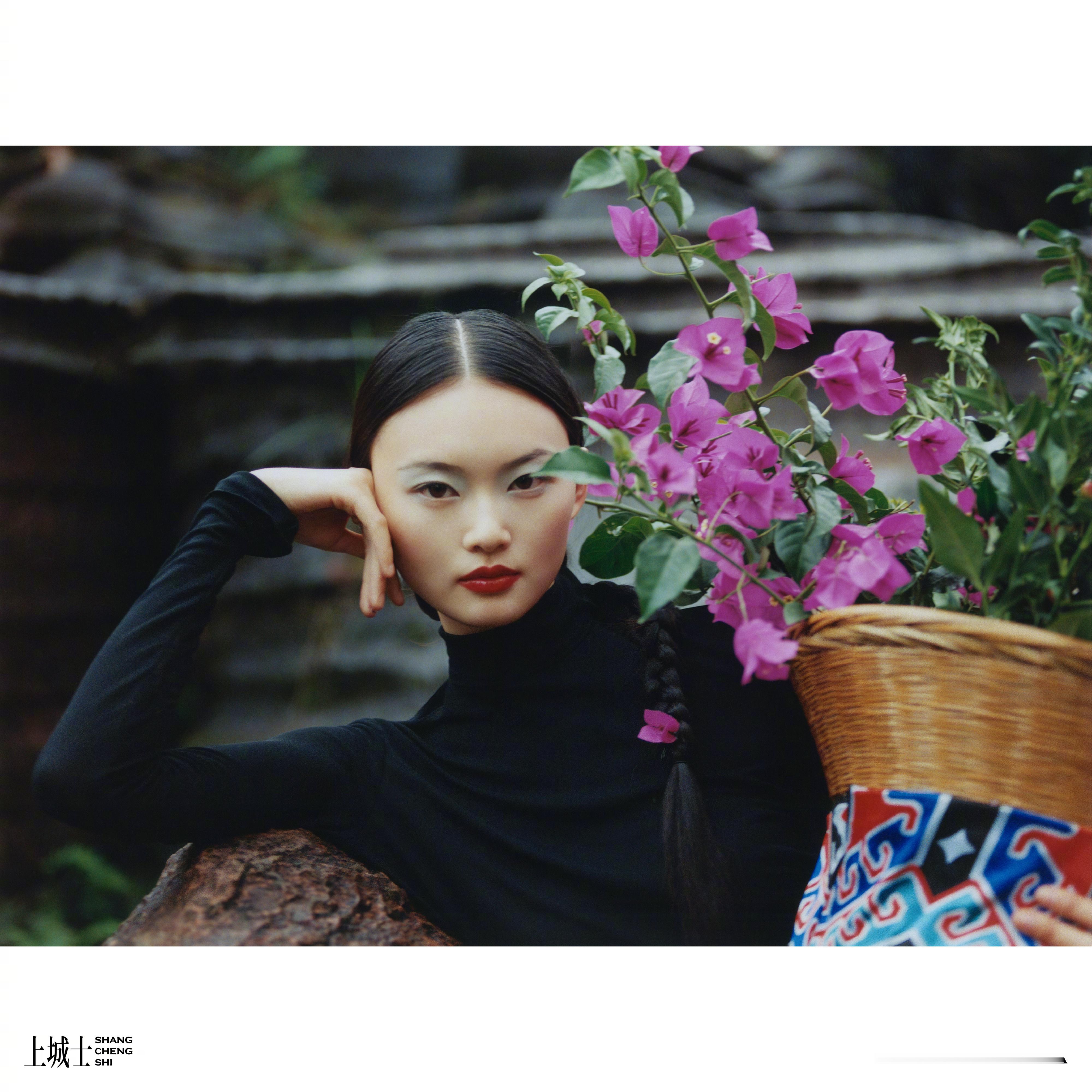 贺聪｜上城士「途中风物059」贺聪首登《上城士》七月刊封面，回到湘西沱江烟雨之中