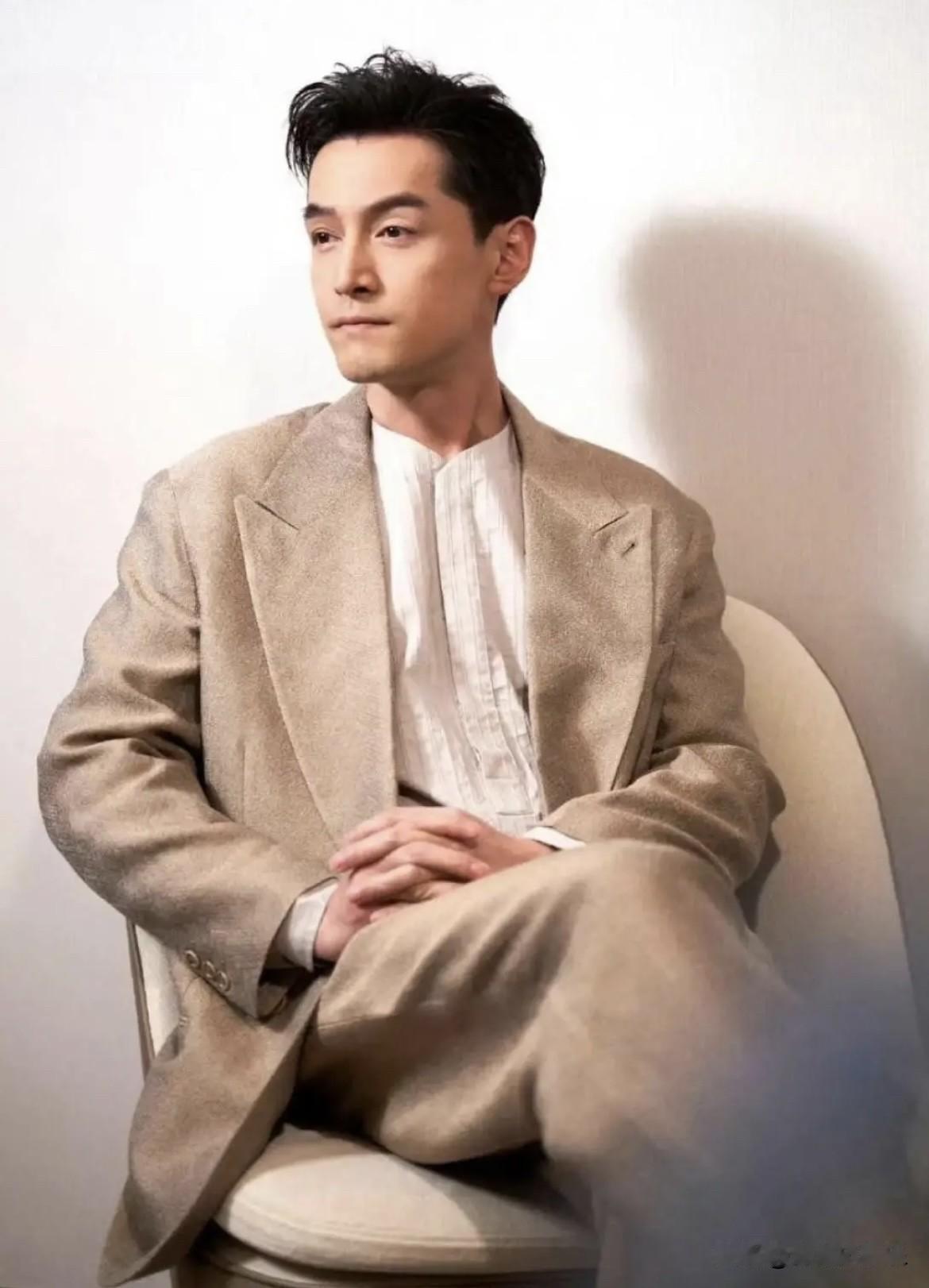 胡歌，王凯，黄景瑜
林更新，经超，秦昊
曹骏，代旭，魏大勋
西装暴徒，再次来袭