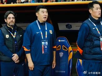 开场遭闪击，半场连丢三球，泰山队客场0-4不敌云南玉昆网页链接