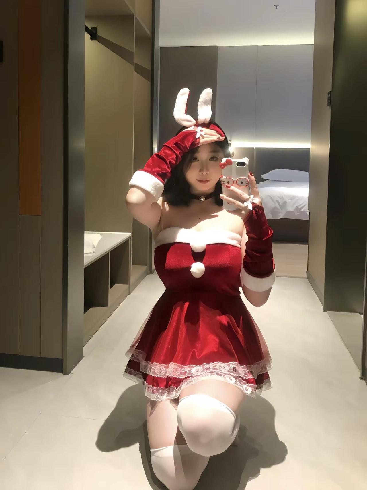 到底谁跟圣诞老人许愿要最萌的宝宝 我刚刚差点被绑走