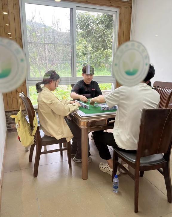 HR快收藏！中山户外团建宝藏地攻略📋
✅人均38元 ✅项目丰富不尬玩
桨板竞技