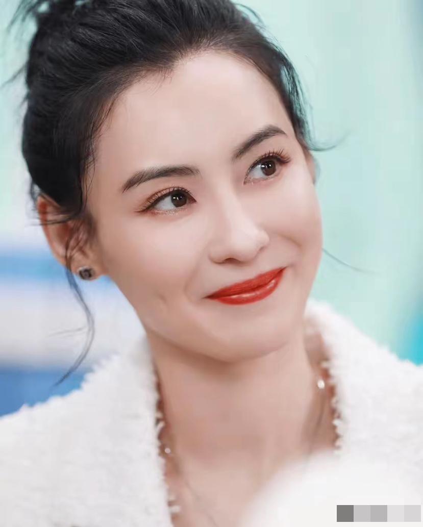 谢贤的话应验了，他曾经说过，张柏芝是一位好妈妈。在谢贤永远离开后的几小时内，张柏