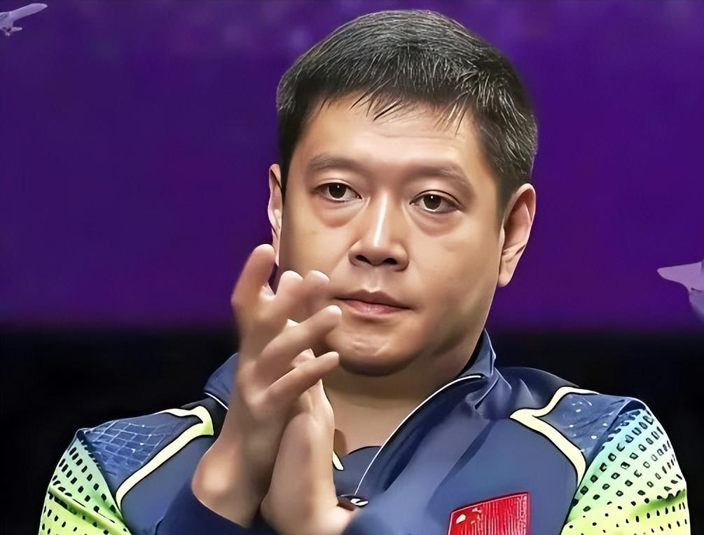 一场比赛让王励勤看清了邱贻可，
决赛时的临场换将，
可以说是胆大心细，
这也让王
