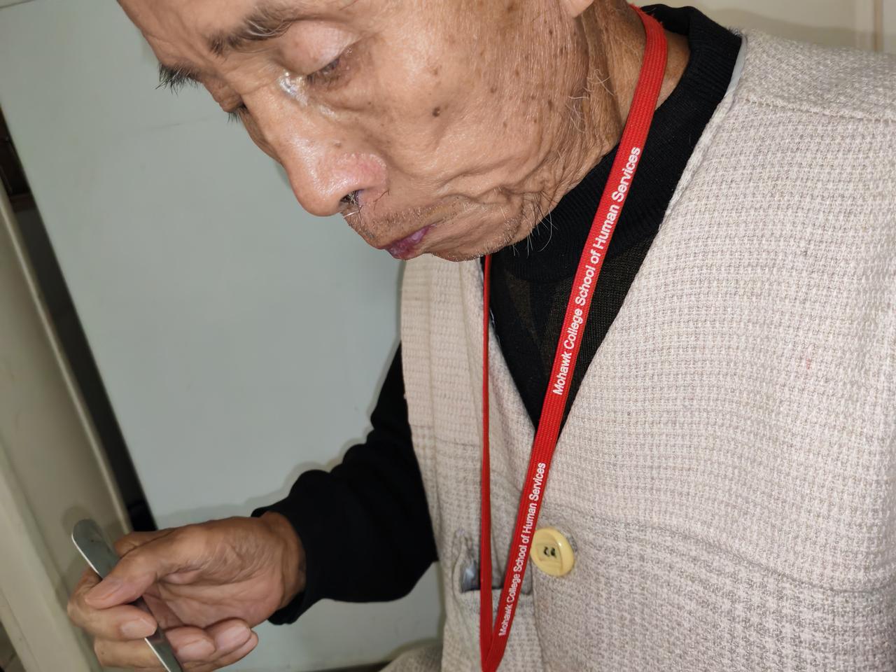 20多年前老伴罹患脑出血时，医生的做法，我的决定。现在想想：我和老伴都是幸运儿！