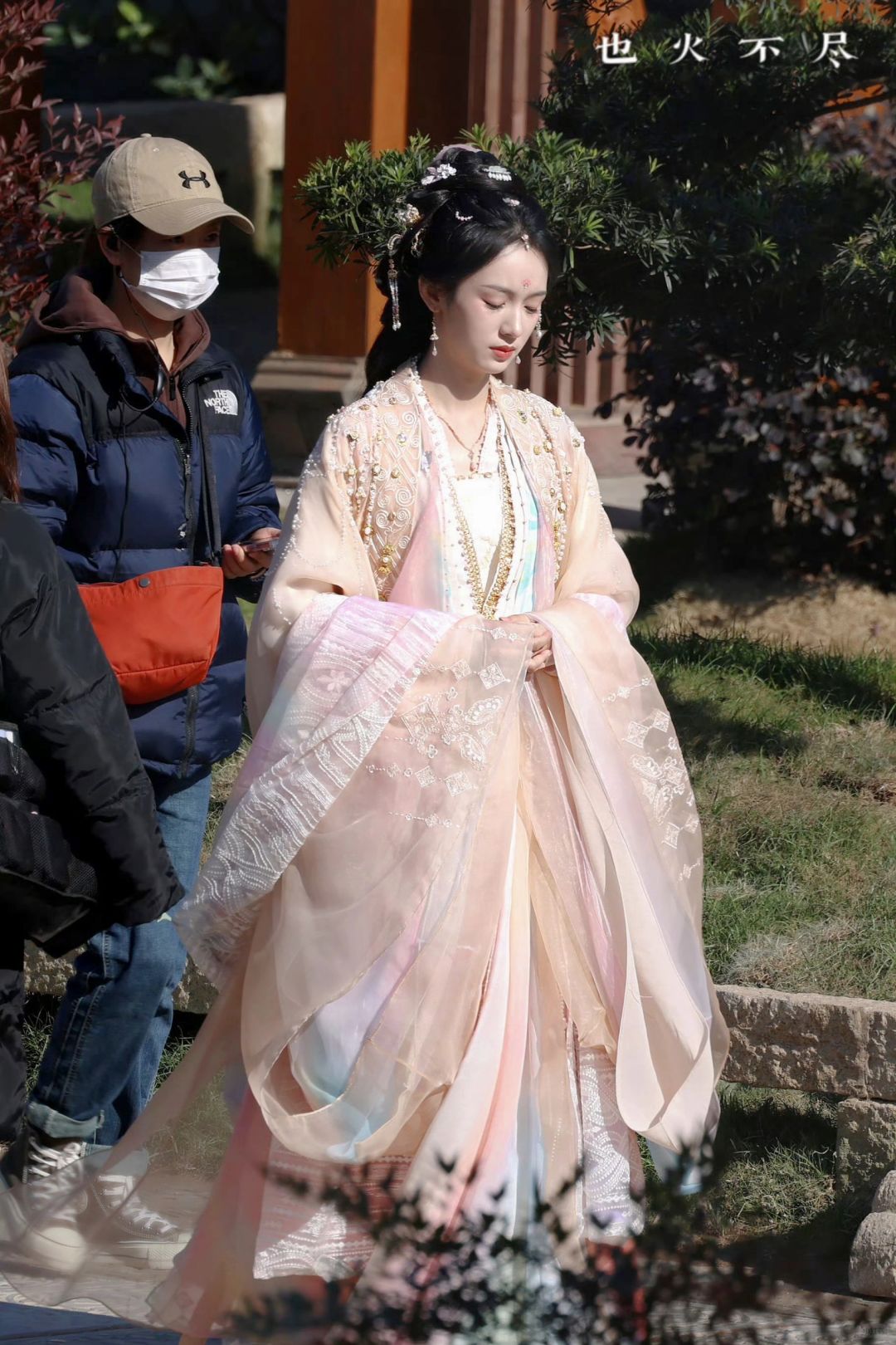 锦月如歌 新衣服！新发型！