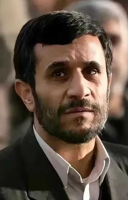 伊朗传来消息，
2026年4月19日，伊朗那边突然爆出个大新闻！据伊朗塔斯尼姆社