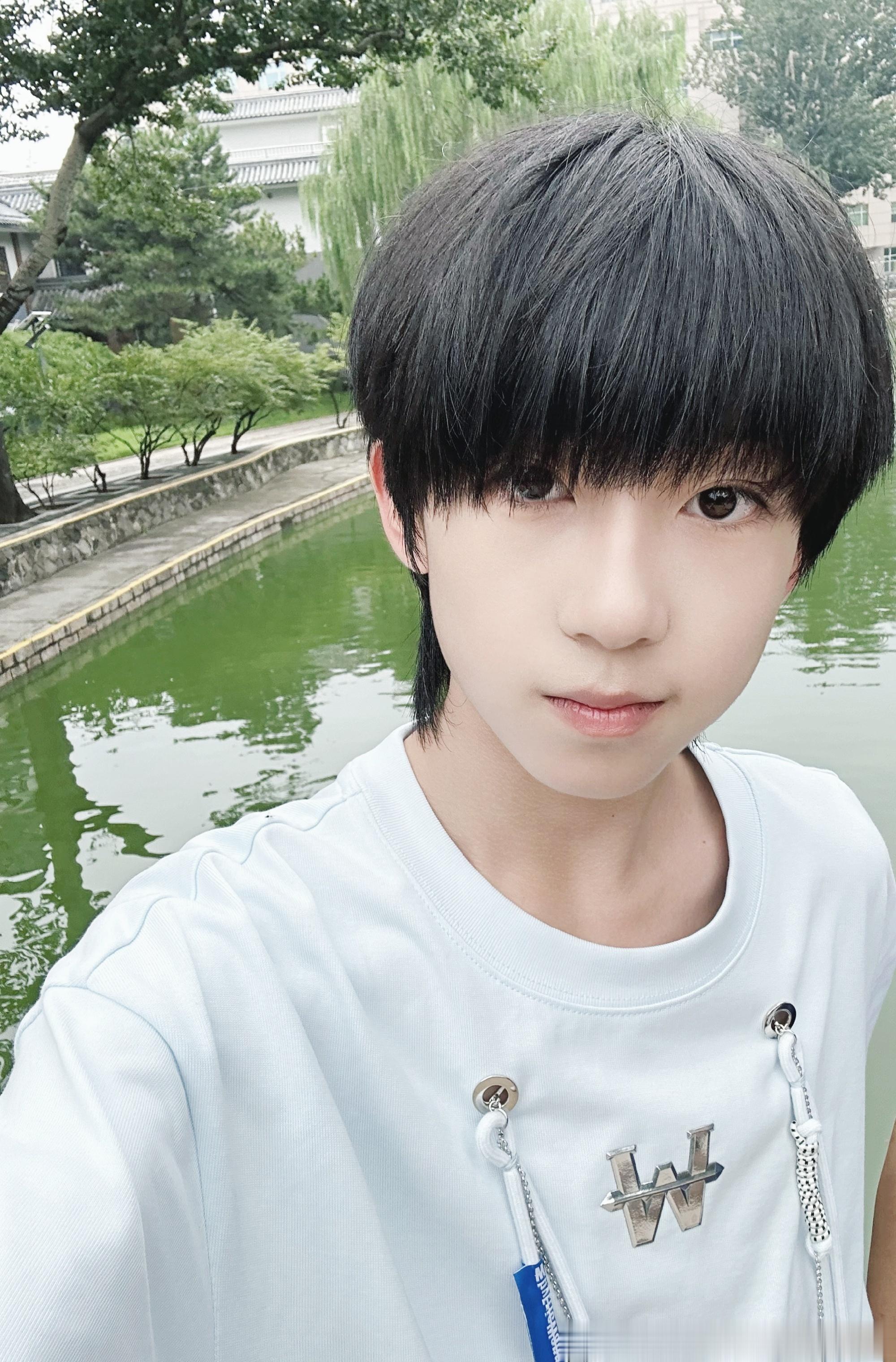 #杨博文YBW[超话]#ybw#杨博文 携梦扬帆博众闻# ybw#杨博文 王牌主