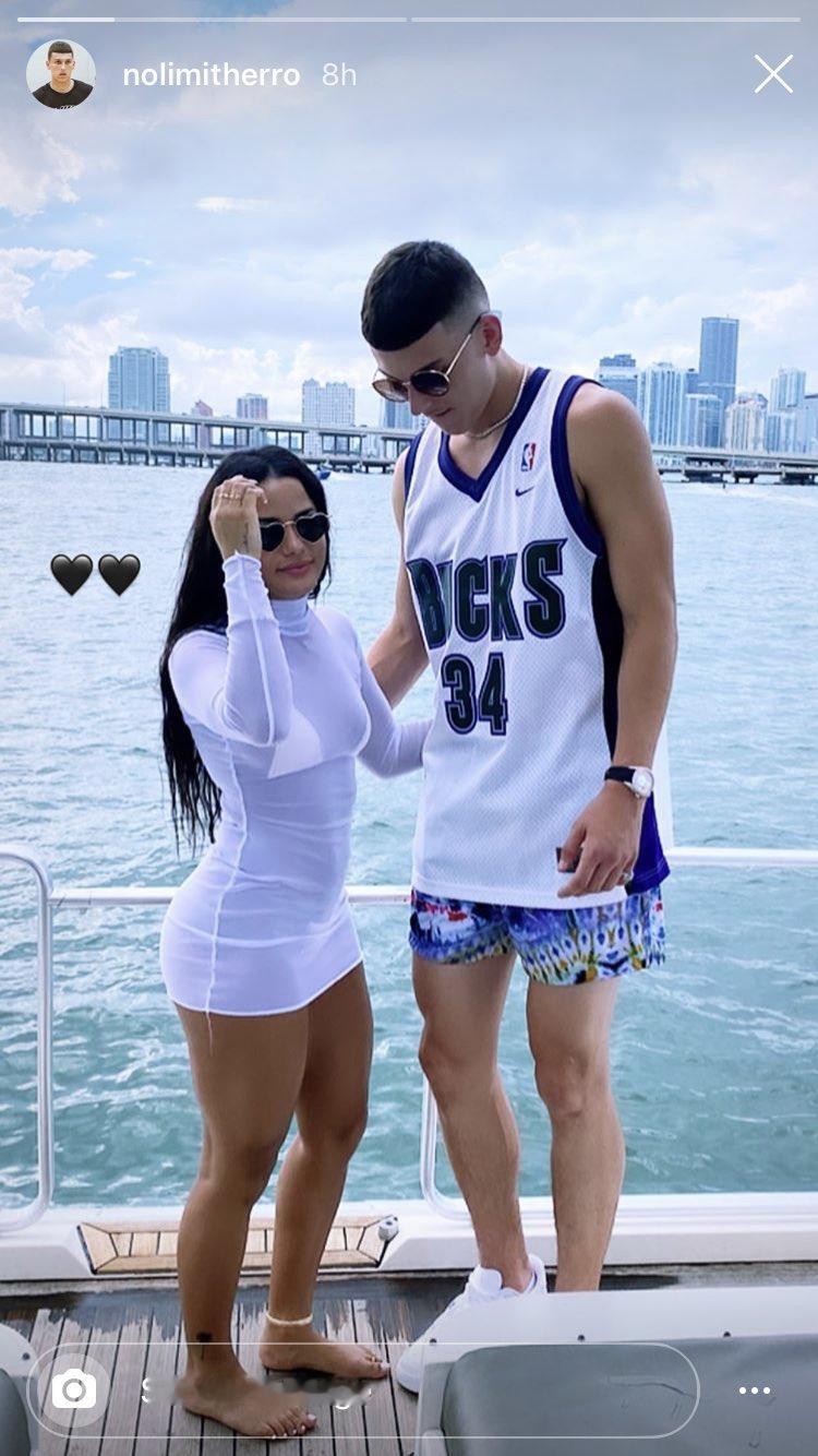 美国球迷：泰勒·希罗今天得分：上半场：20分；下半场：0分。他将在密尔沃基有充足