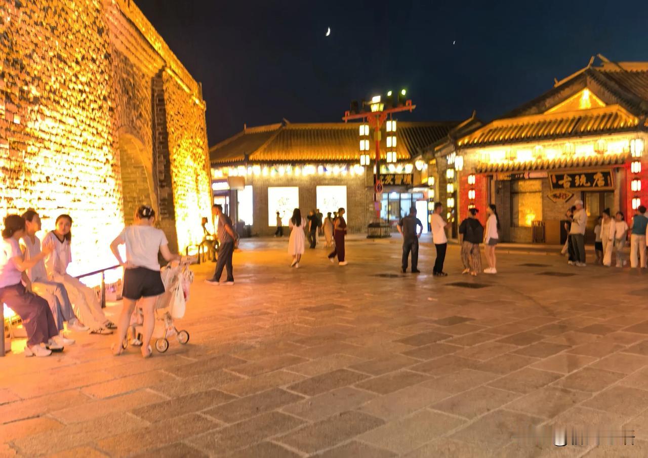 今天早上8点多，退休金就到账了，2798元，一分不多。

我是2023年7月份退