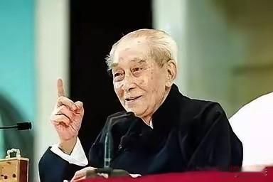 有人问南怀瑾：“为什么中国富豪都爱把子女送出国？”南怀瑾闻言神色一变，严肃说道：