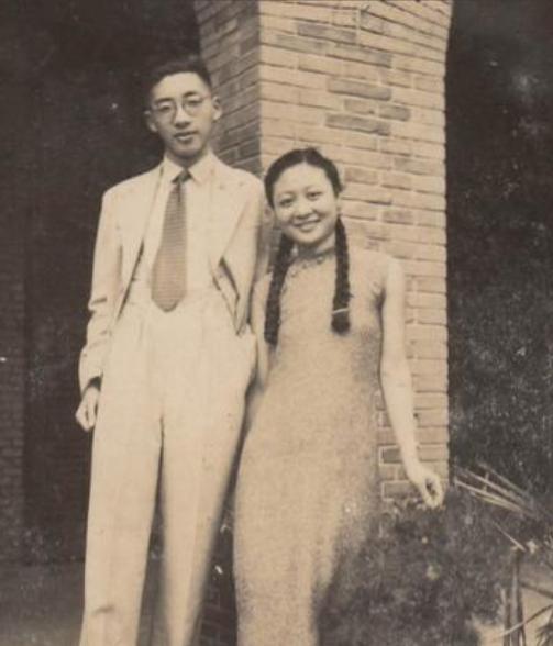 1901年，19岁的马一浮丧妻，他发誓不再续娶。后来岳父同情他，便问他：“我三女