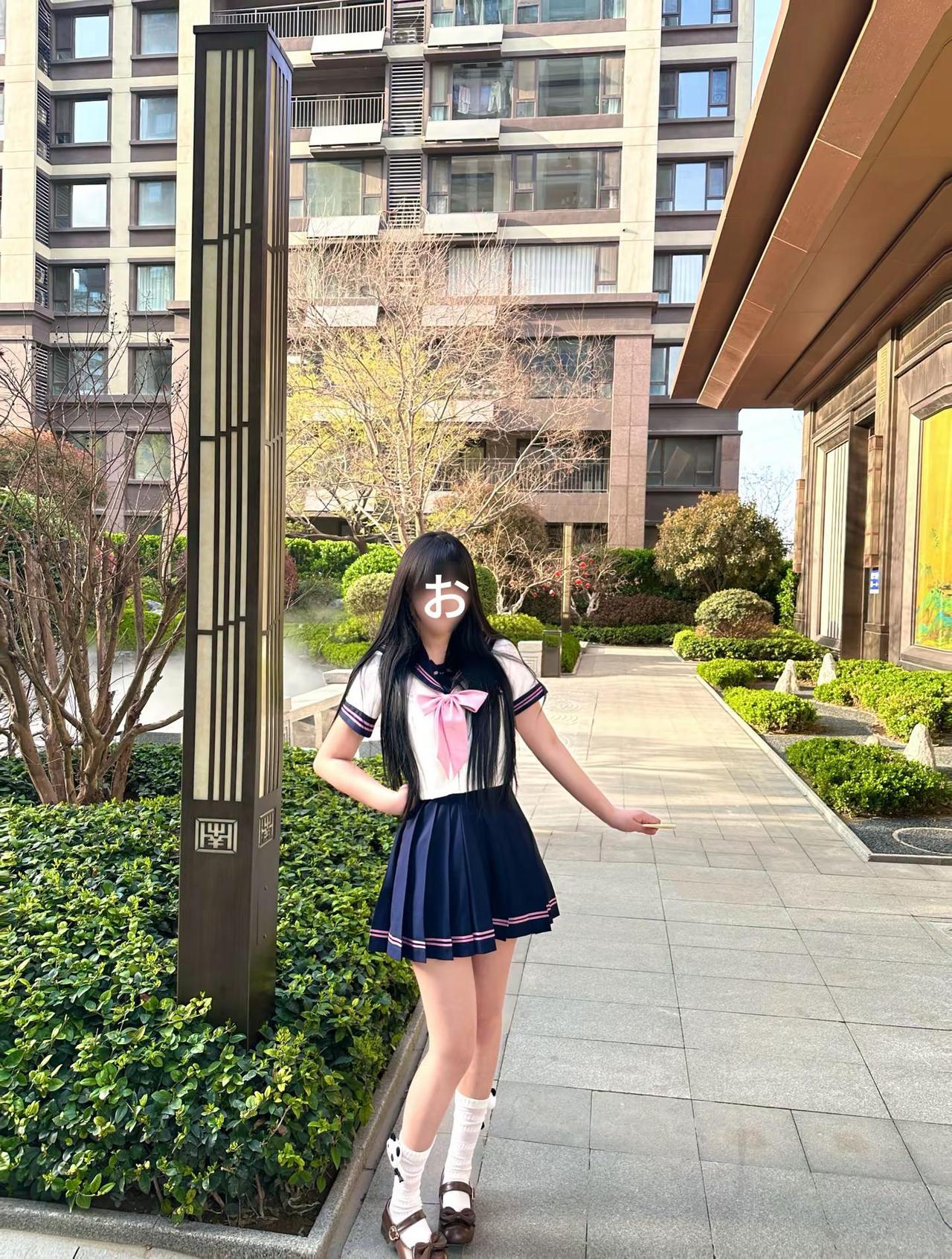 我再也不会觉得任何一个小女孩比你可爱了 如果有 那就是明天的你