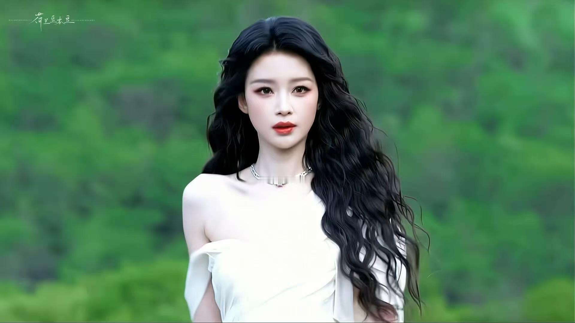 孙怡慢镜头美成啥了孙怡这个慢镜头 谁能扛住孙怡的慢镜头啊！白裙造型又美又飒，这美