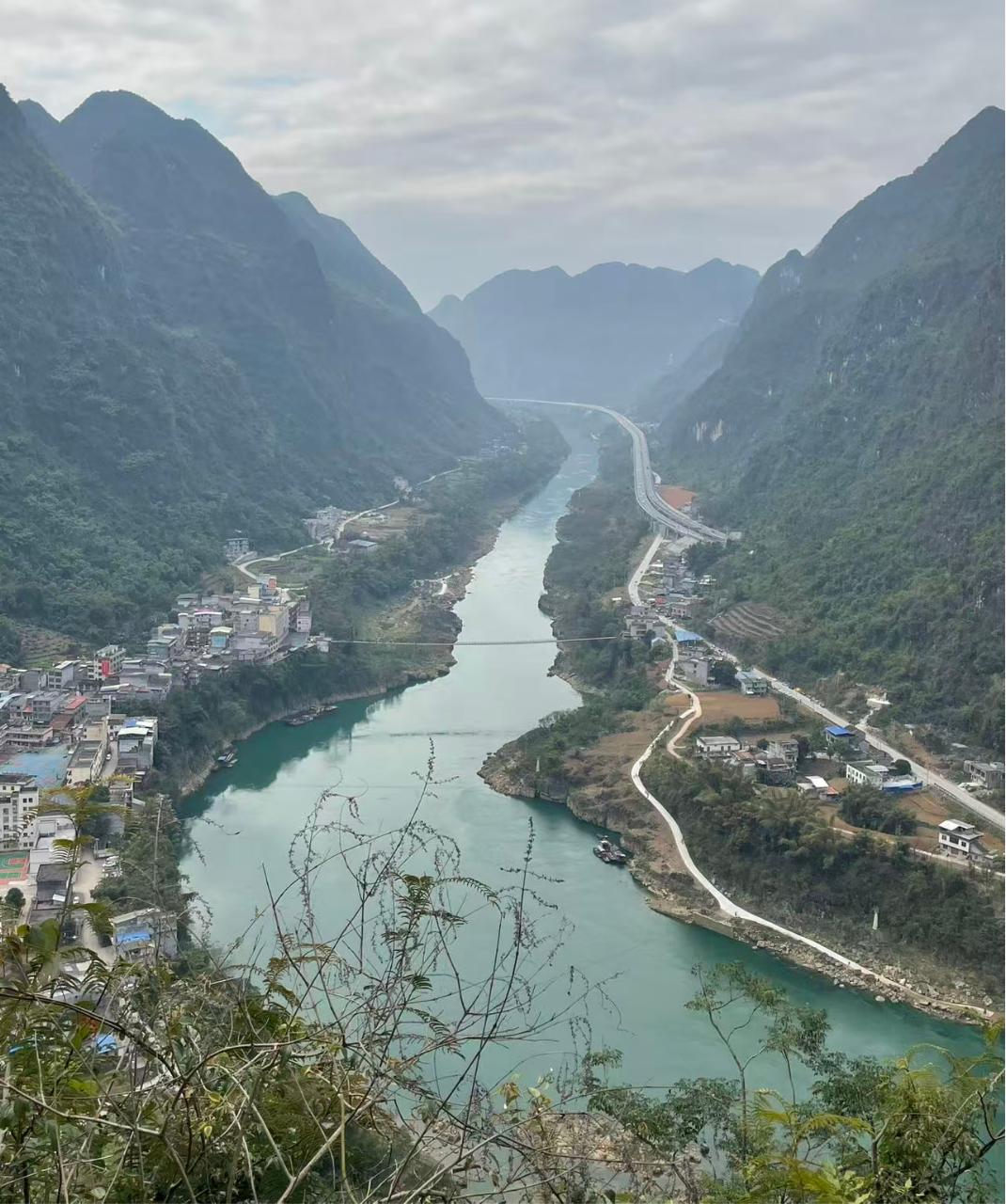 来广西旅游最好把时间留足，7天以上才能游得尽兴！真正走过广西的美景才知道什么叫做