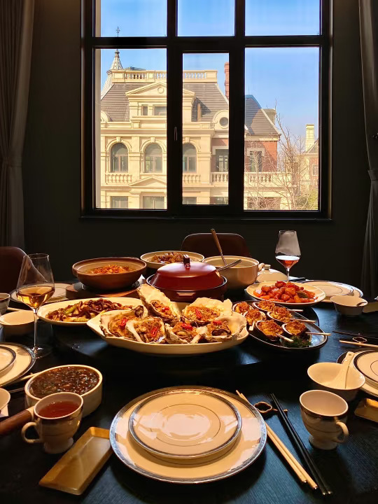 没去上海！在大连…显贵的老钱风餐厅🍽️