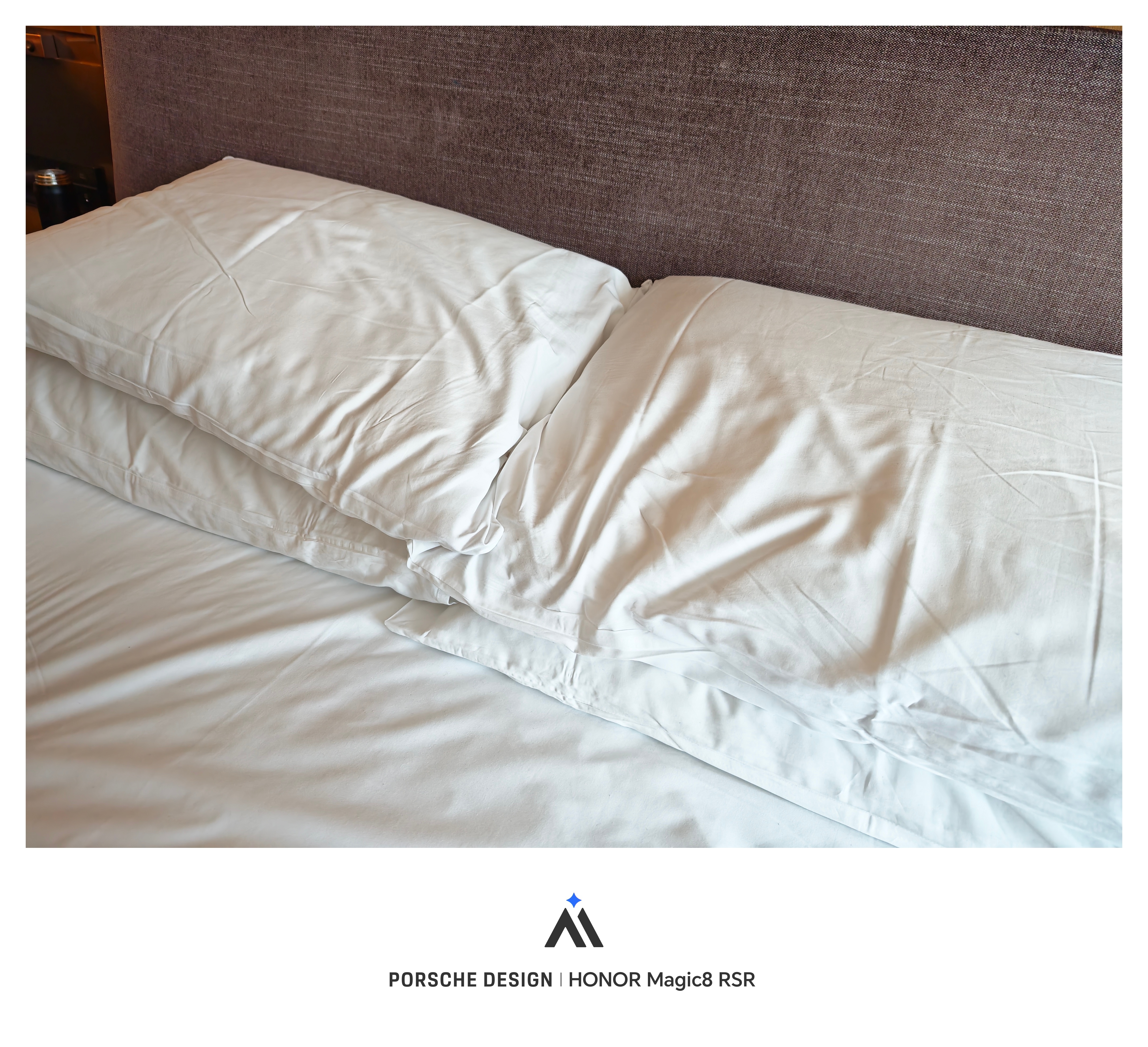 为什么酒店床上要放四个枕头以大床房为例，默认睡两个人，每人两个枕头。有的是一个薄