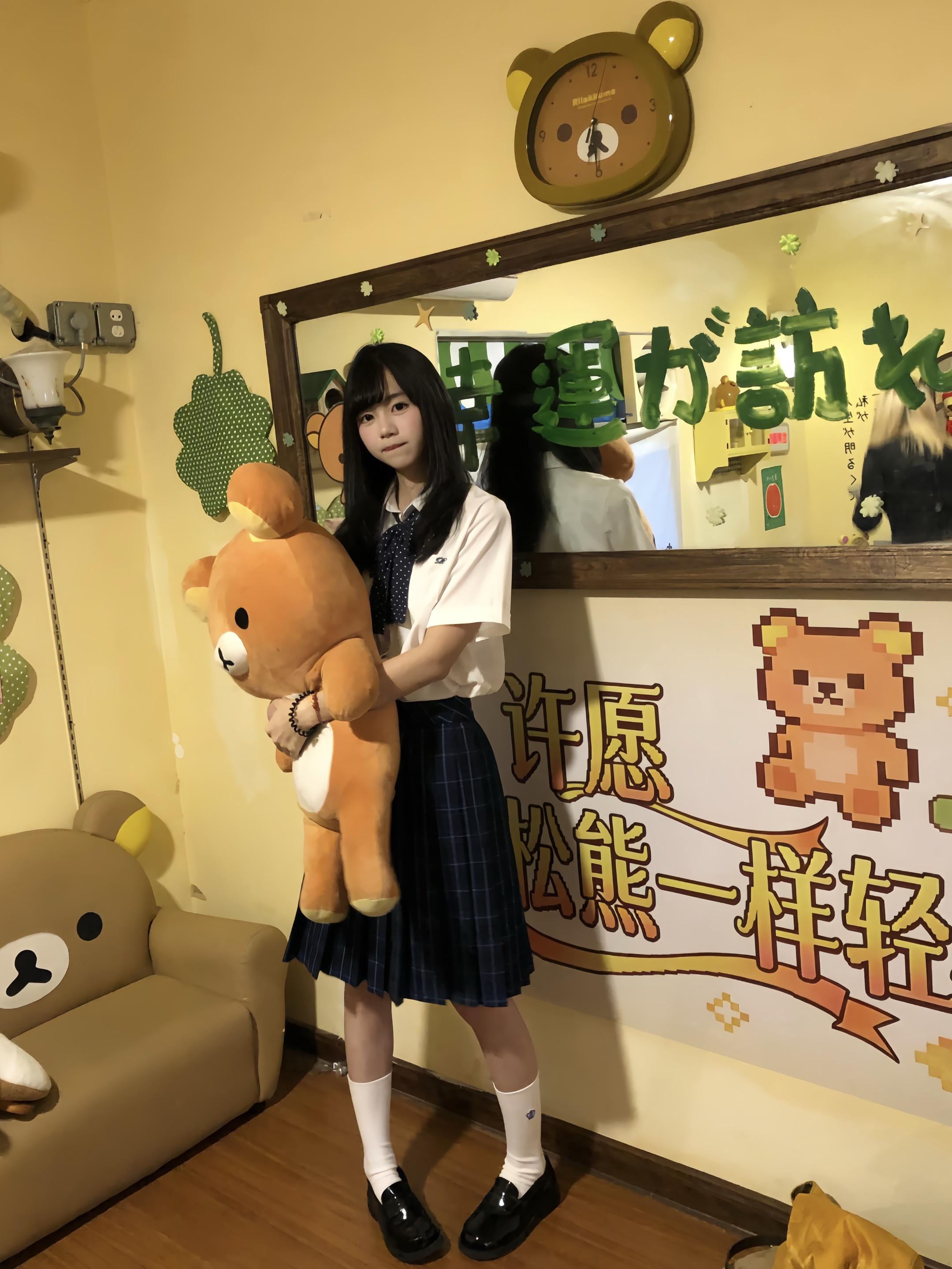 熊 出现了幻影。