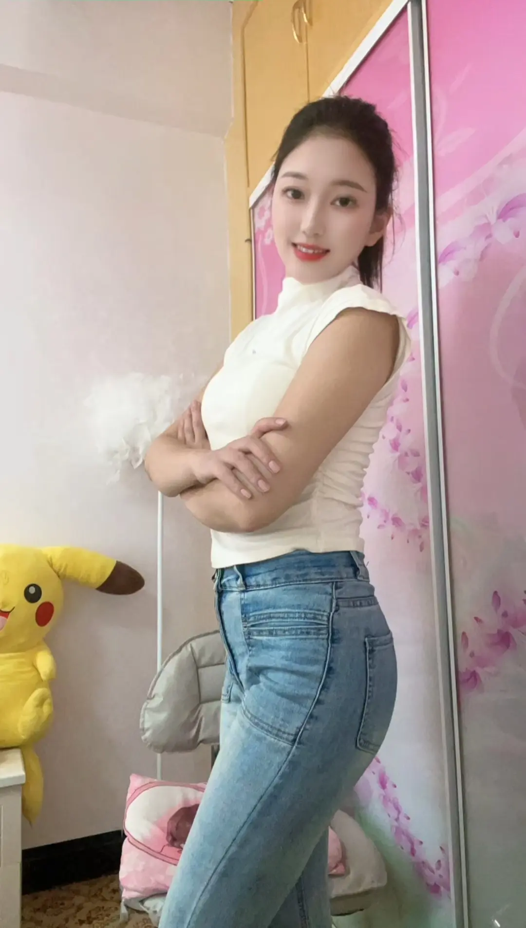 你信不信，喜欢伤感歌曲的人，不一定有故事，但一定是重感情的人~
