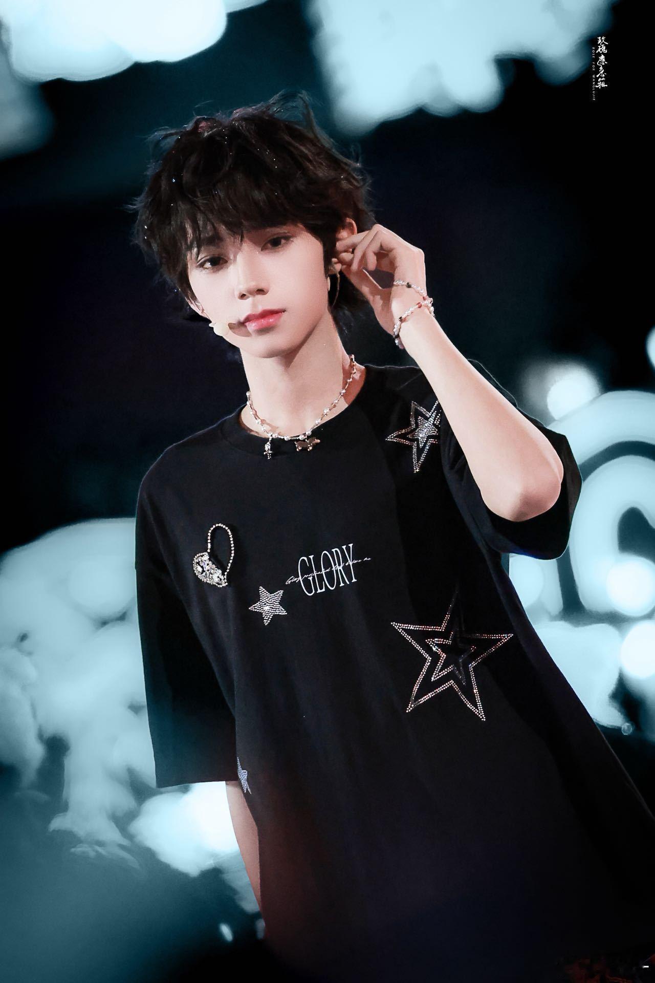 王橹杰MVP结算画面 被王橹杰的《野心家》舞台狠狠拿捏！从唱腔到动作都完美适配，